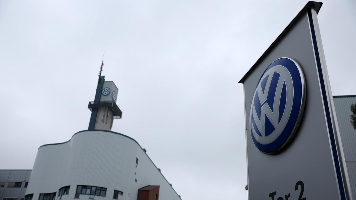 Volkswagen, accordo sullo stabilimento di Osnabruck: dopo il 2027 sarà convertito per la difesa