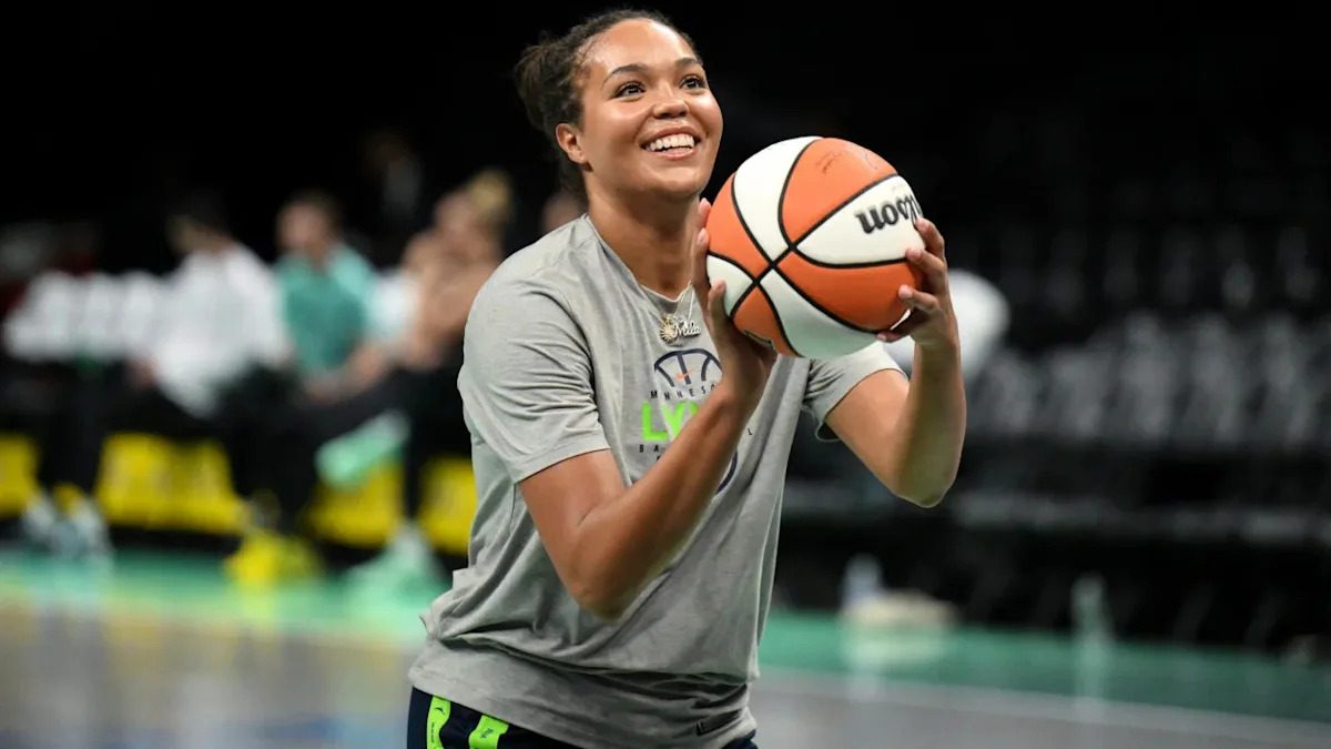 Olivia Miles’ one-word reaction to Napheesa Collier says everything about Lynx bond