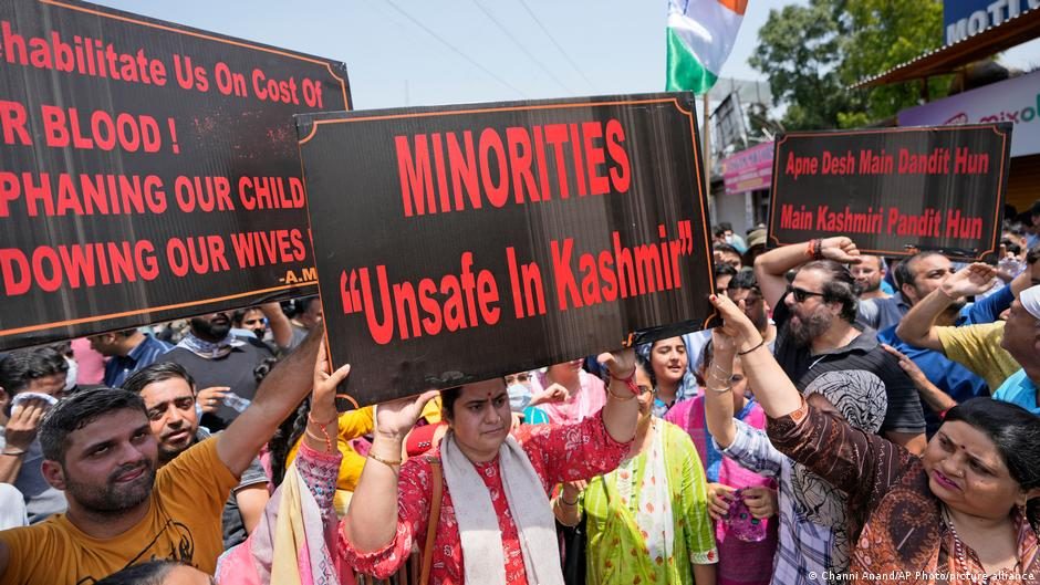 Threatening letters revive fears among Kashmiri Pandits
