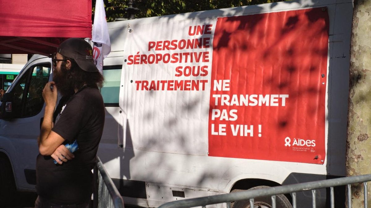La campagne de prévention contre le VIH sacrifiée faute de budget ? Le gouvernement dément