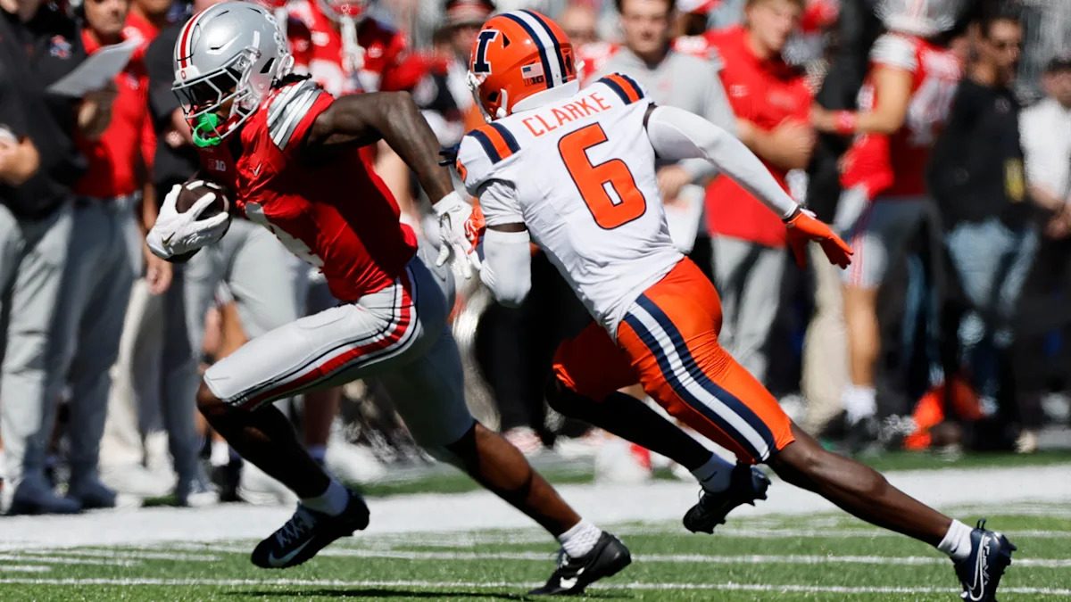 Jeremiah Smith ties Ohio State record with 4 TD catches as No. 7 Buckeyes beat Illinois 42-19