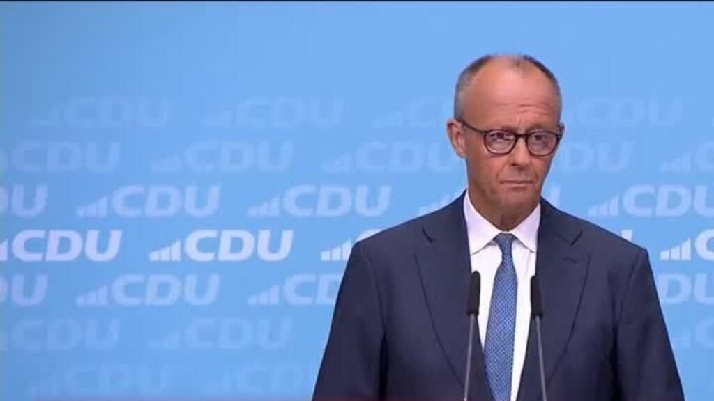 Face à l'élection de l'AfD en Allemagne, le chancelier se dit "profondément choqué"