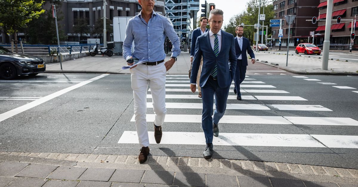 JA21 en SGP kritisch na gesprek met Jetten en Heinen, volgens de premier zijn alle vijf de oppositiepartijen enthousiast
