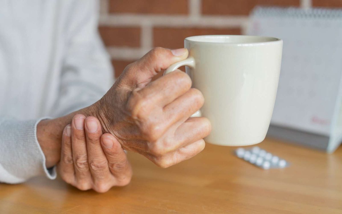 Parkinson : après 25 ans de recherche, cette thérapie donne des résultats très prometteurs