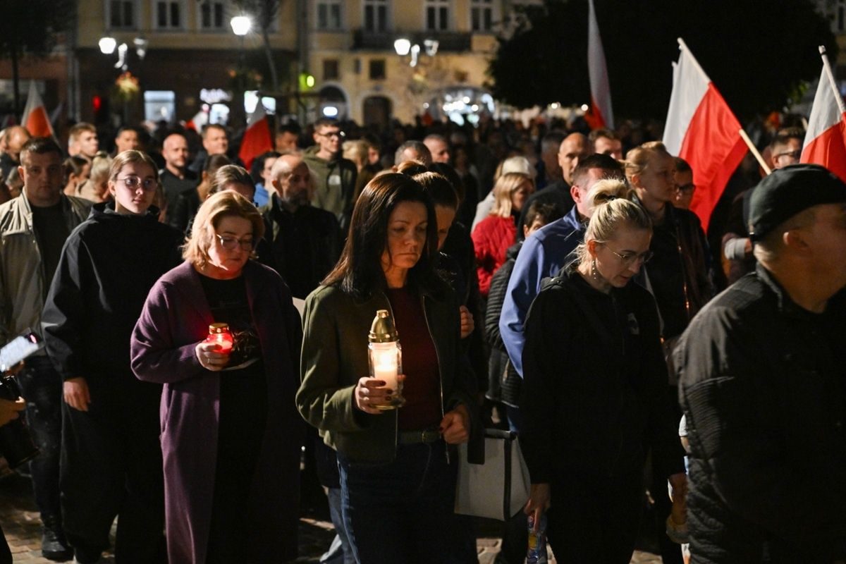 Marsz Ciszy w Jarosławiu po ataku Ukraińca. Tysiące osób
