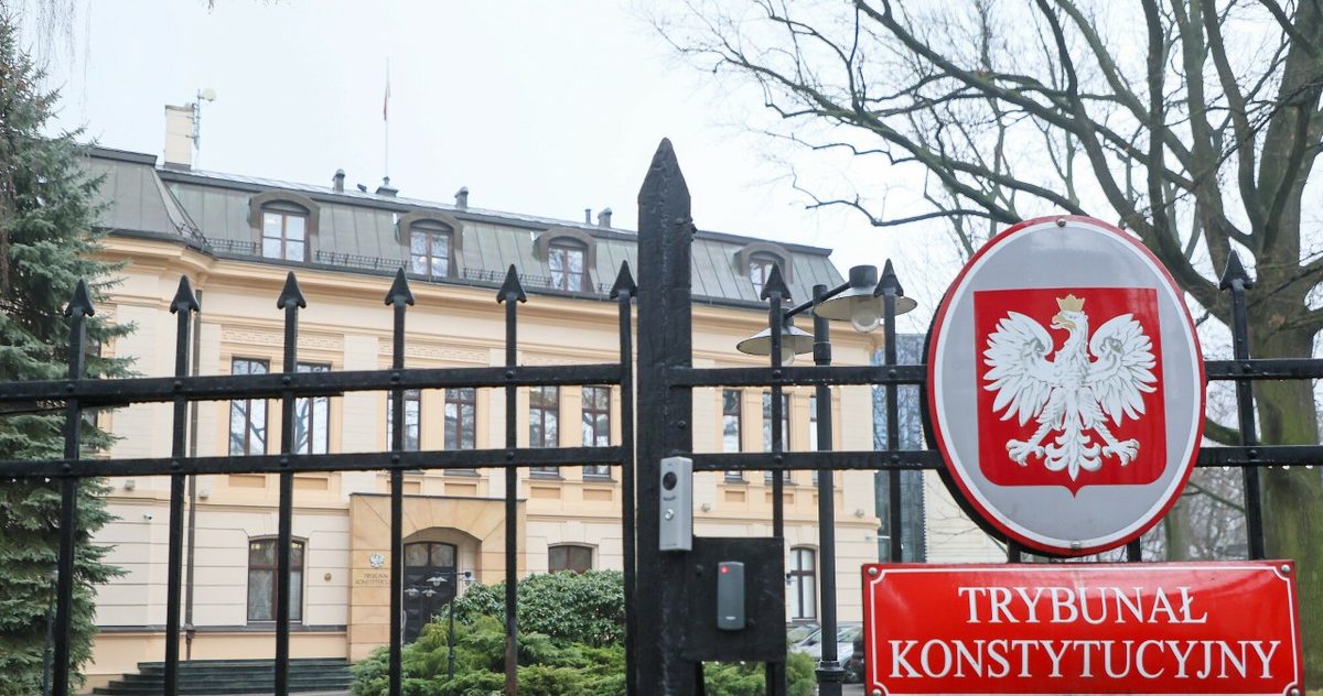 Trybunał Konstytucyjny można przejąć. Ale co dalej?