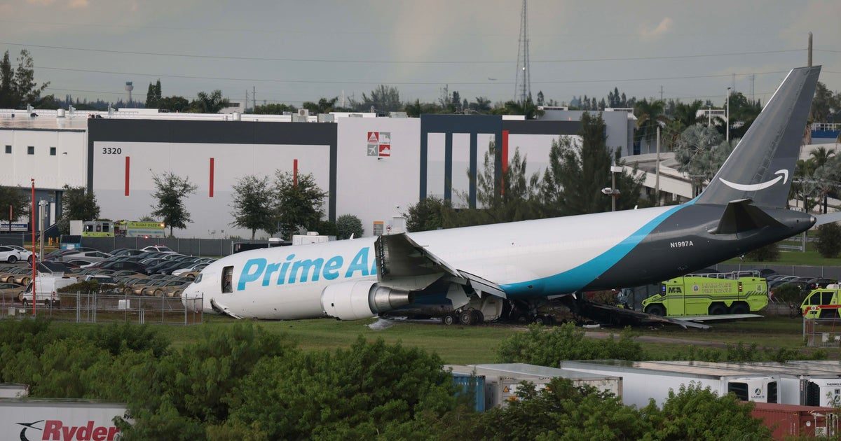 Witness says seeing Amazon plane crash at MIA was "something from a movie"