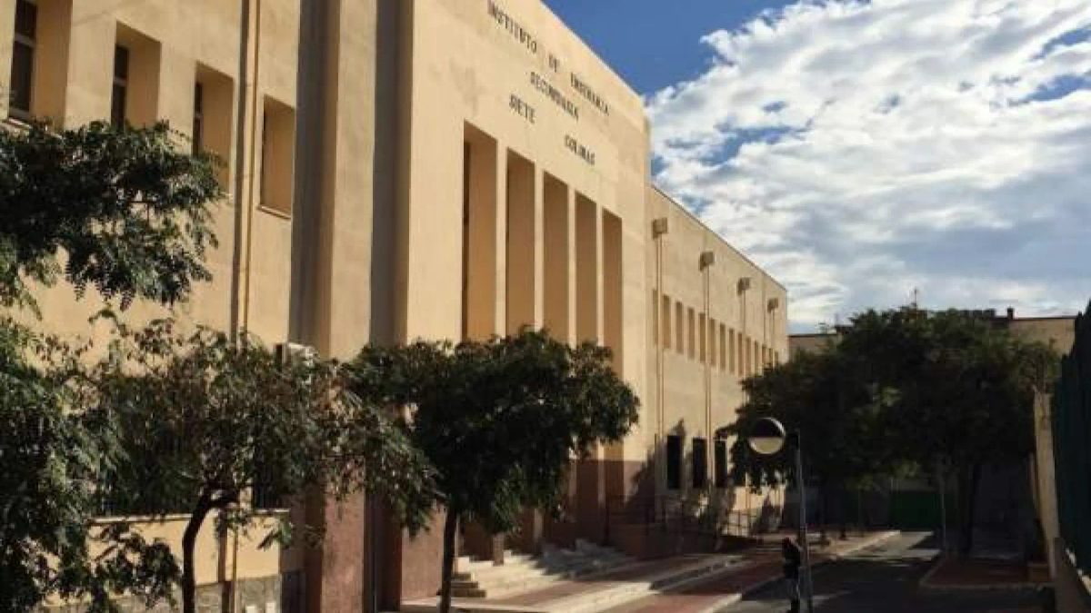 Los estudiantes de Ceuta van a la huelga para reclamar más seguridad en sus desplazamientos