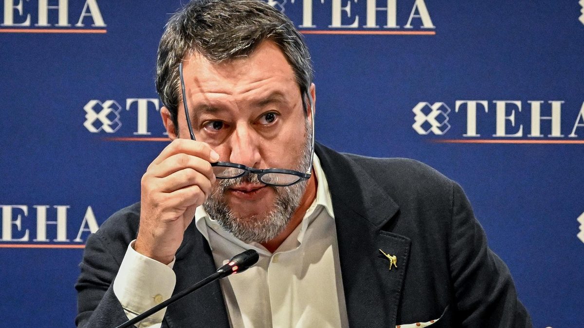 Sfida a Salvini: un sito web e 300 firme per chiedere congresso e riprendersi la vecchia Lega Nord