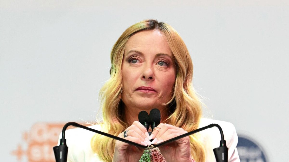 Meloni: 'Preservare lo spazio Schengen solo se si difendono i confini Ue'