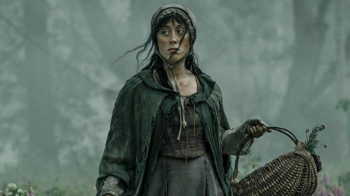This 2-Part Southern Gothic Horror Series Is the Perfect Spooky Weekend Binge