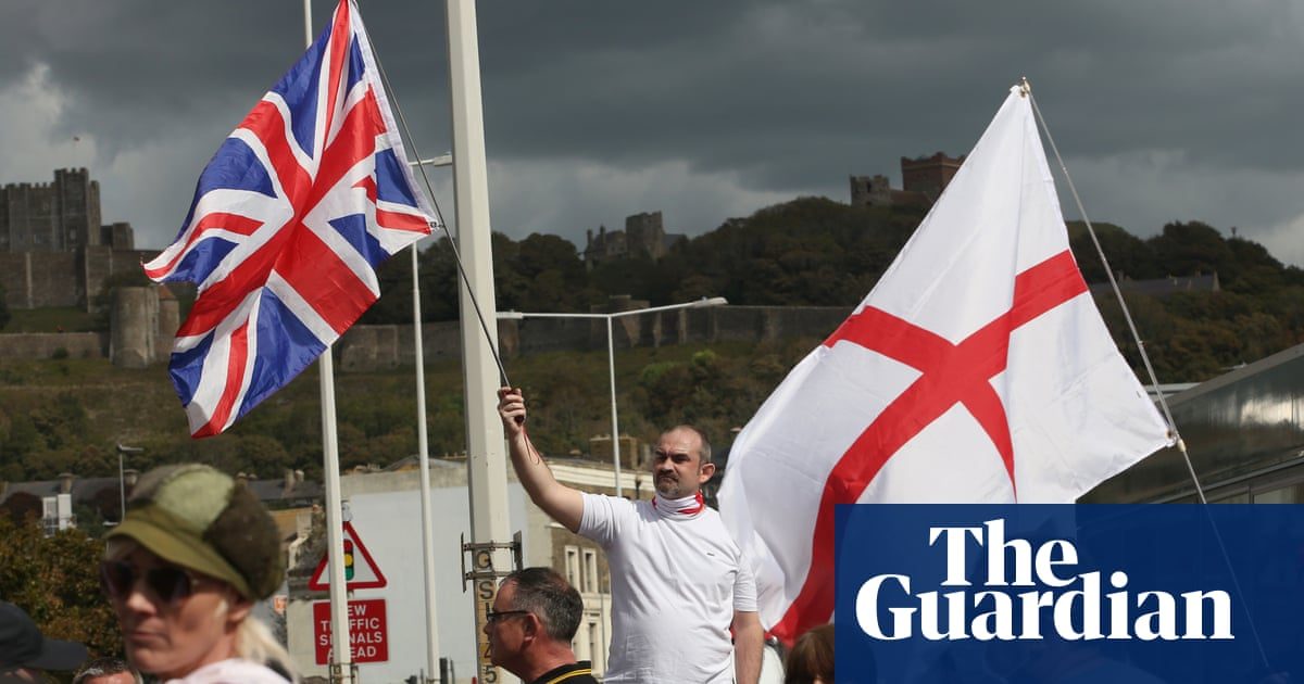 ‘Thuggish’ far-right protesters descend on Dover and Portsmouth – The Latest
