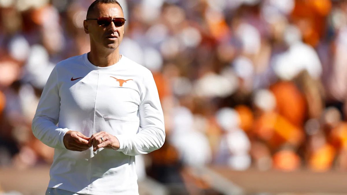 No. 1 Texas vs. No. 14 Tennessee final score: Longhorns narrowly avoid meltdown in 20-17 win