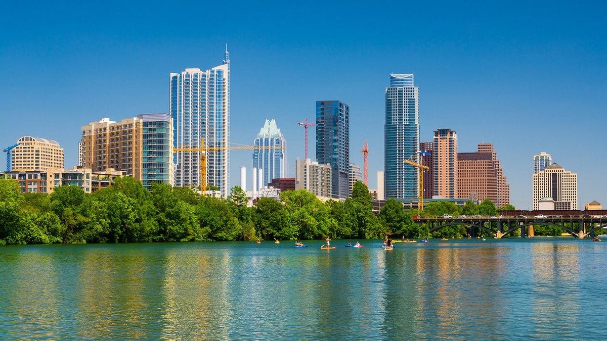 Best outdoor adventures near DKR-Texas Memorial Stadium in Austin: Hiking, paddling and more for gameday
