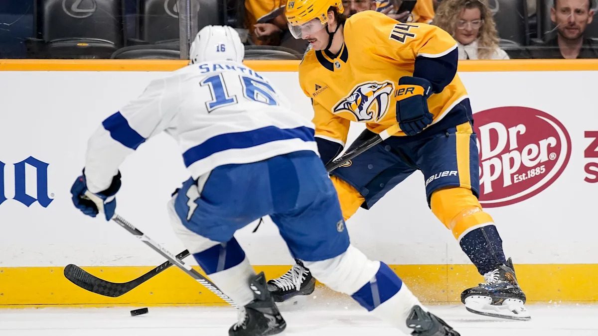 Nashville Predators assign Brady Martin to Milwaukee Admirals to start season