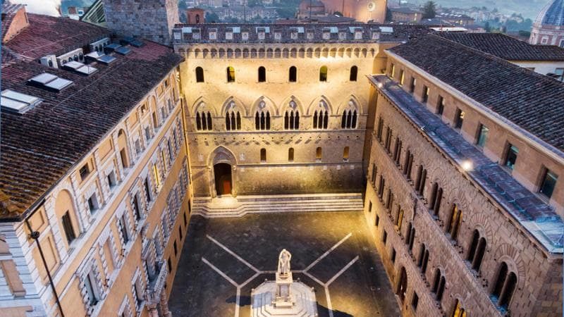 Inchiesta Mps-Mediobanca, braccio di ferro sulle chat: il Senato chiede nuovi chiarimenti ai pm