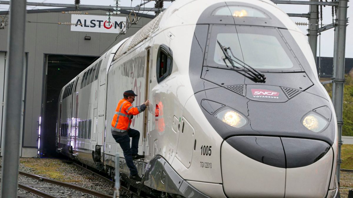La mise en service des nouveaux TGV M encore reportée, la SNCF et Alstom tablent désormais sur "l'automne 2026"