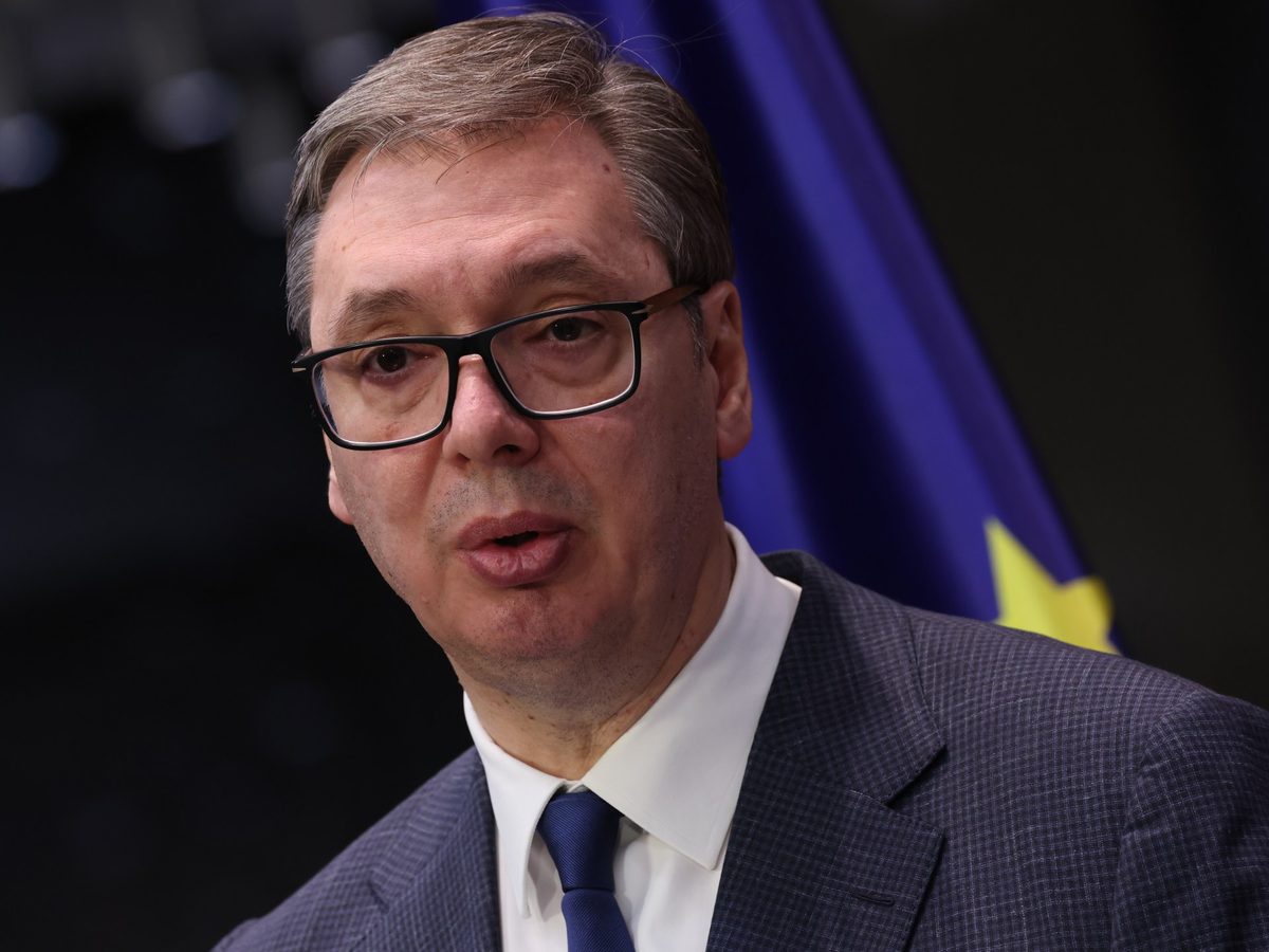 Serbian government sets up snap vote with call to dissolve parliament