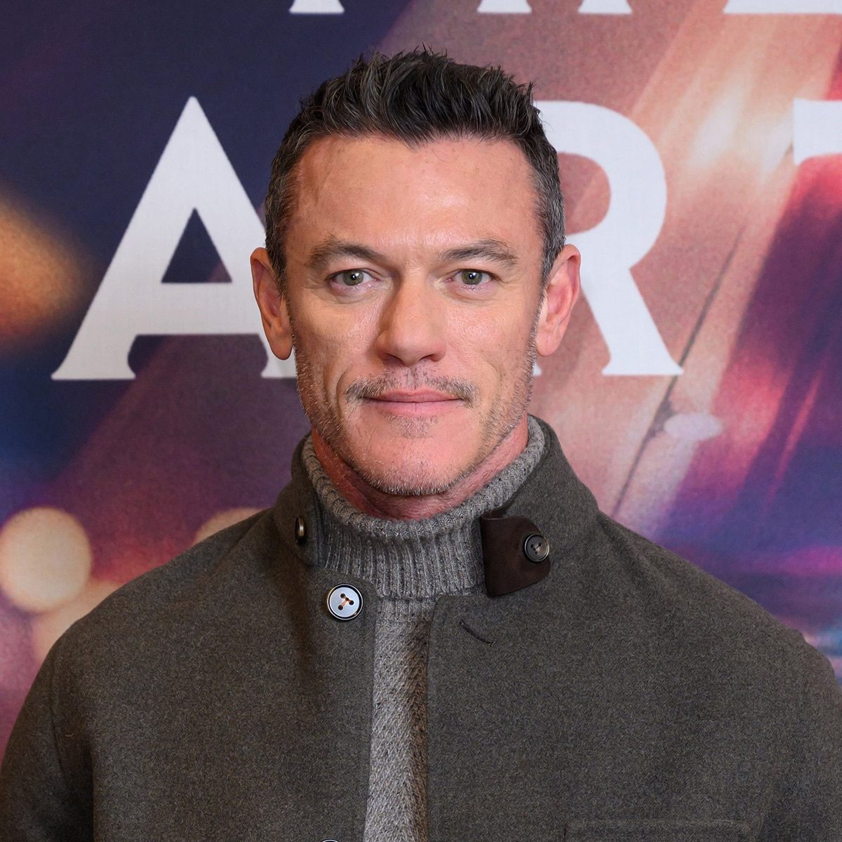 Luke Evans Shares Tim Curry Was "Really Struggling" Before His Death