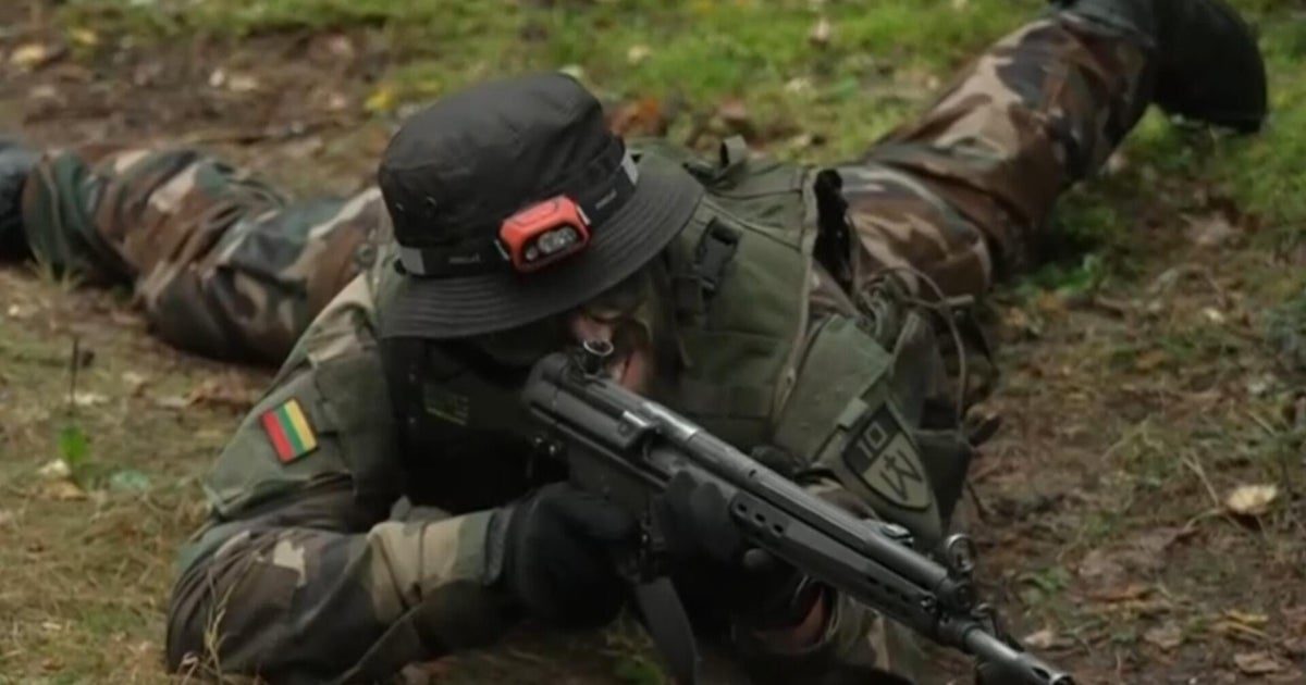 Lithuanian citizens mobilize for possible Russian aggression