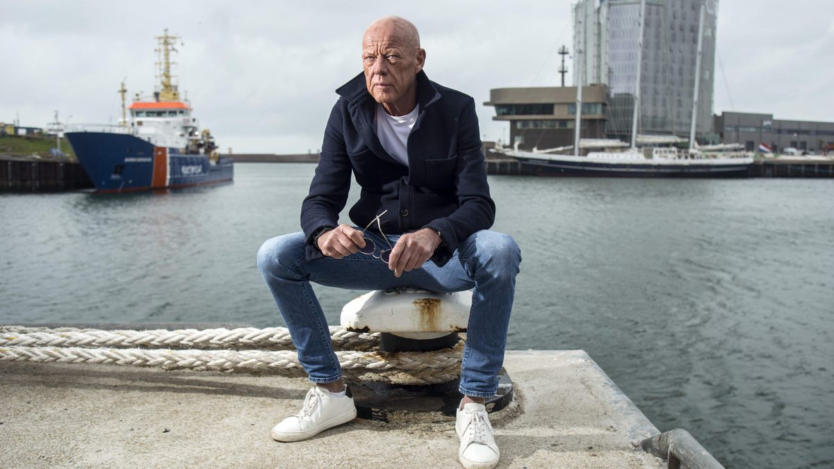 Journalist Frits Wester (64) vreest pensioen: ’Ik ben fit als een jonge aap, moet ik dan cryptogrammen maken?’