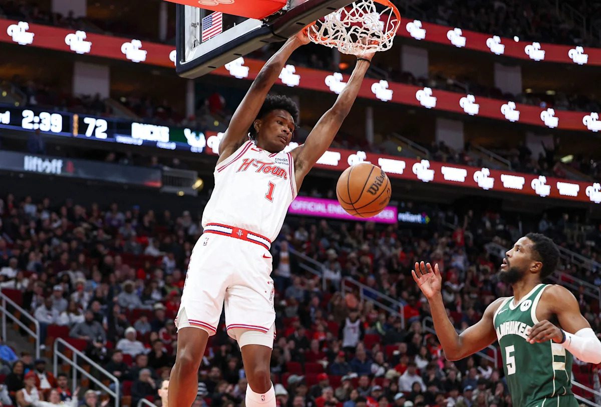 You won't believe this crazy Amen Thompson stat