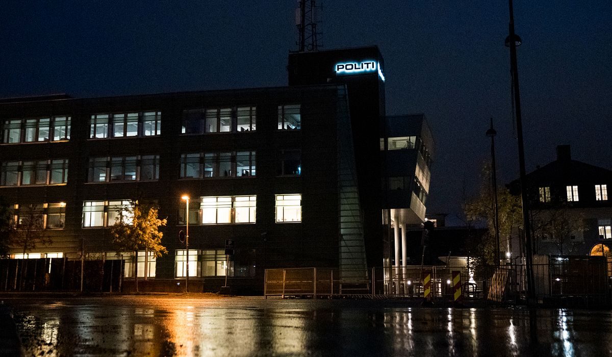 Kviknet til i ambulanse: – Slo til politiet