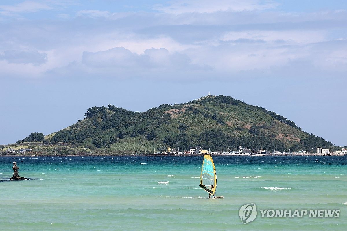 제주 대체로 맑음…낮 최고 28∼29도