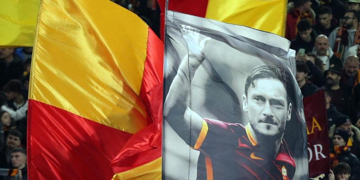 Totti compie 50 anni e ferma il tempo: la lezione che neanche l'AI pu&ograve; imparare. O rubare