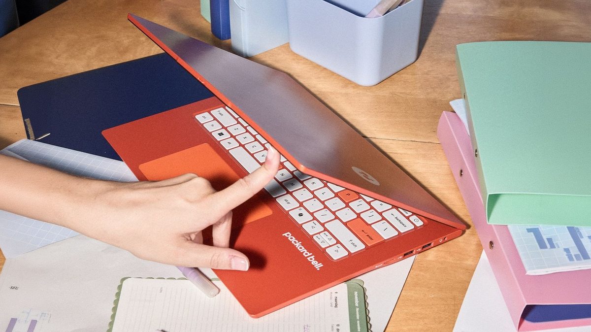 Packard Bell is back, but there's a catch