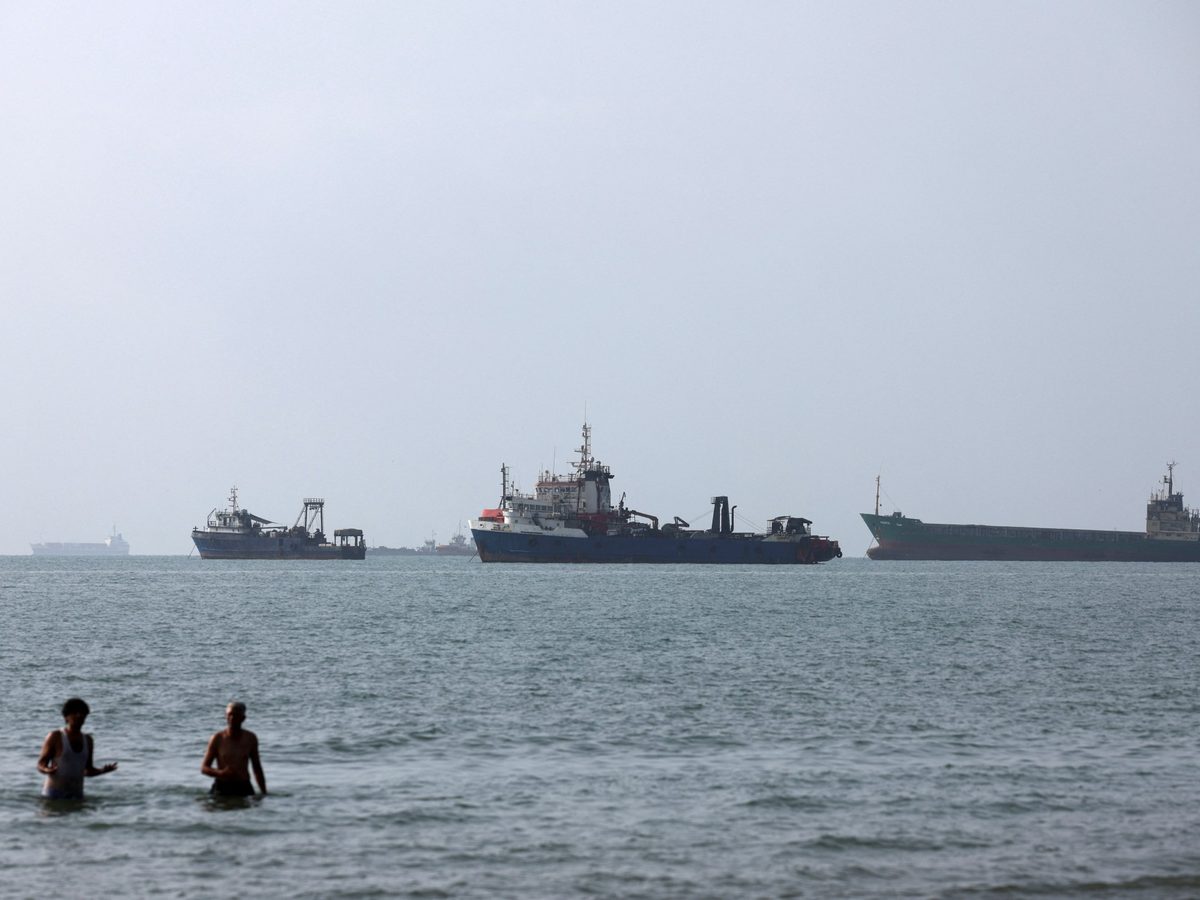 Oil prices surge as US-Iran strikes intensify in Strait of Hormuz