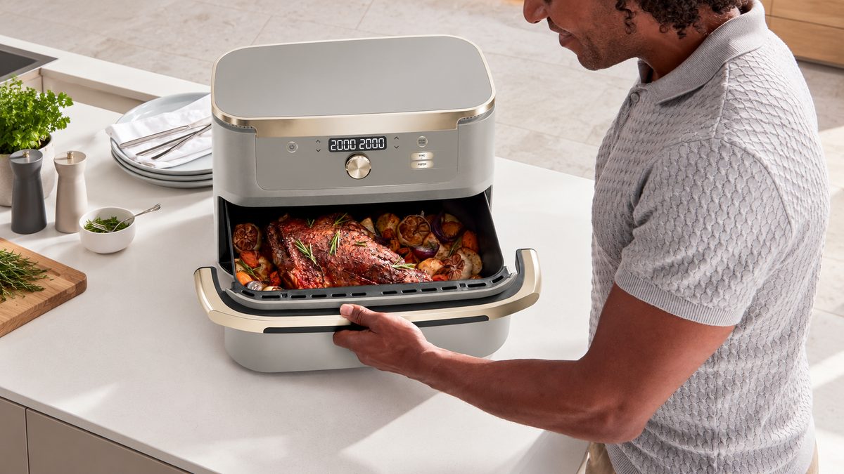 Amazon fait tomber cet air fryer Ninja FlexDrawer finition Pierre/Or sous les 210€