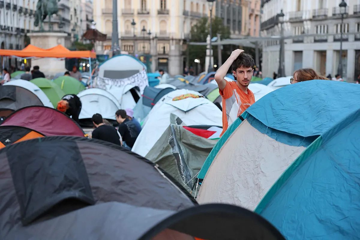 La indignación por la vivienda desemboca en un 15-M para Sánchez: "O cae el rentismo, o cae el Gobierno"