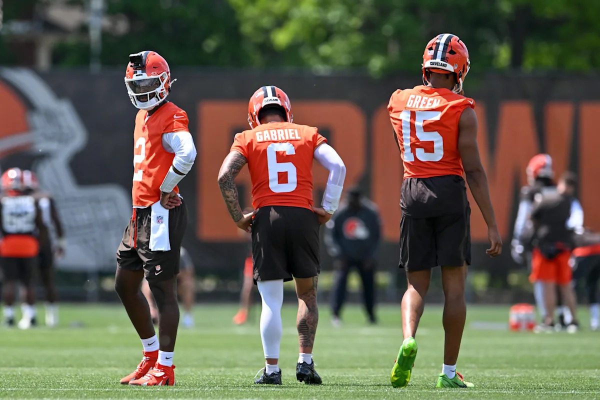 Cleveland Browns: Did Todd Monken tip his hand about the QB rotation?