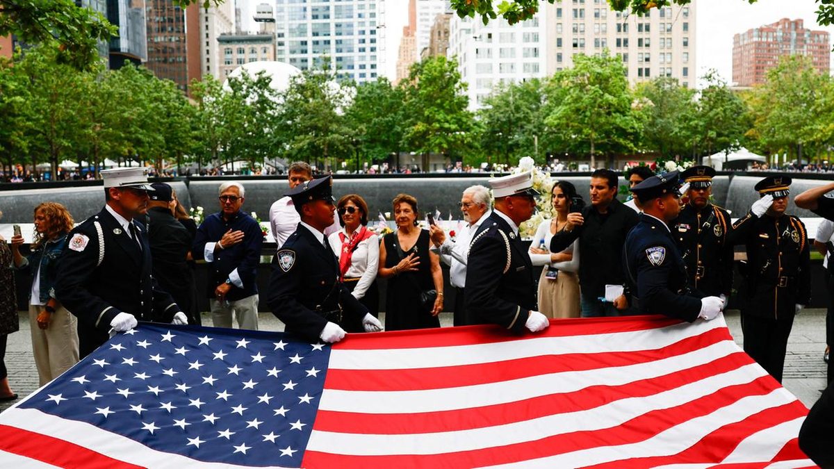 Gedenken zum 11. September in den USA: Ein ganzes Land trauert