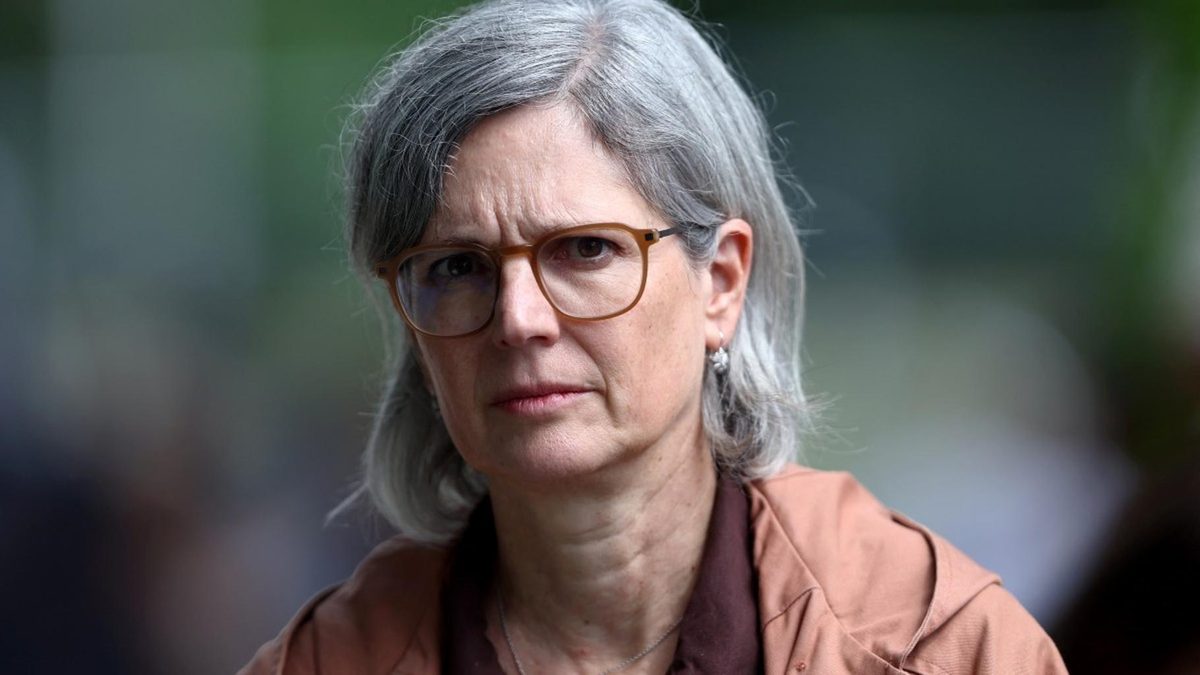 Après la suspension de Jadot des Écologistes, Rousseau se sent « la prochaine » visée