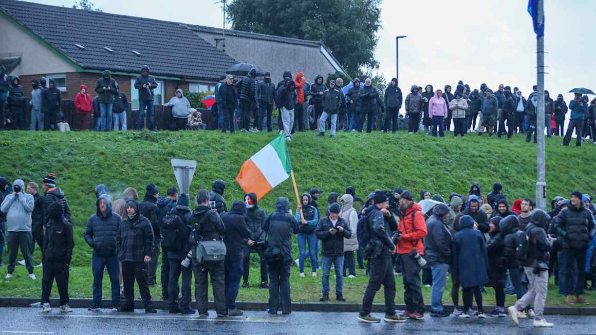 Appeals court overturns ban on contentious Northern Ireland parade