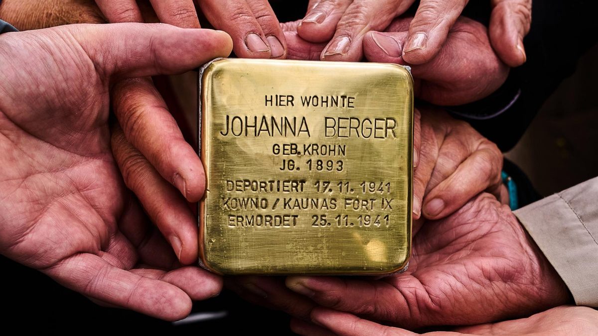 German town decision to halt Holocaust memorial plaques sparks outrage