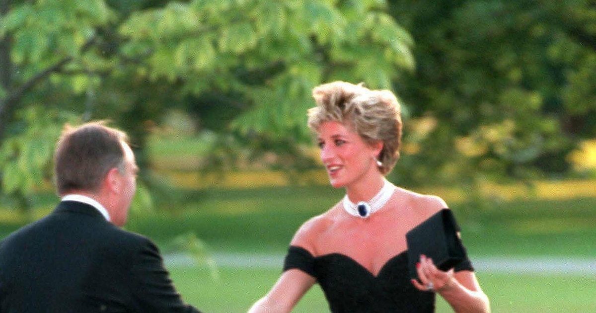 New Yorker Auktionshaus versteigert „Rachekleid“ von Prinzessin Diana