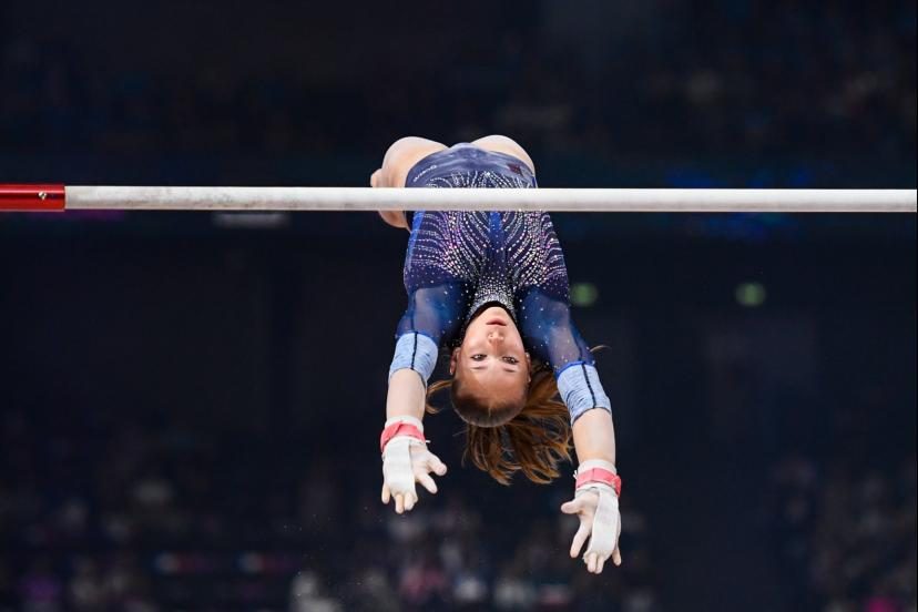 Internationaux de France : Elena Colas et Maïana Prat en or aux barres asymétriques et au sol, Lorenzo Aymes en bronze…