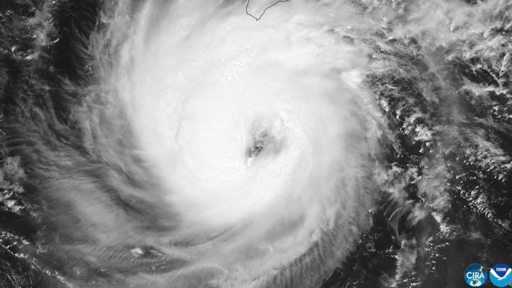 Hurricane Nolo expected to unleash powerful winds and flash flooding on Hawaii