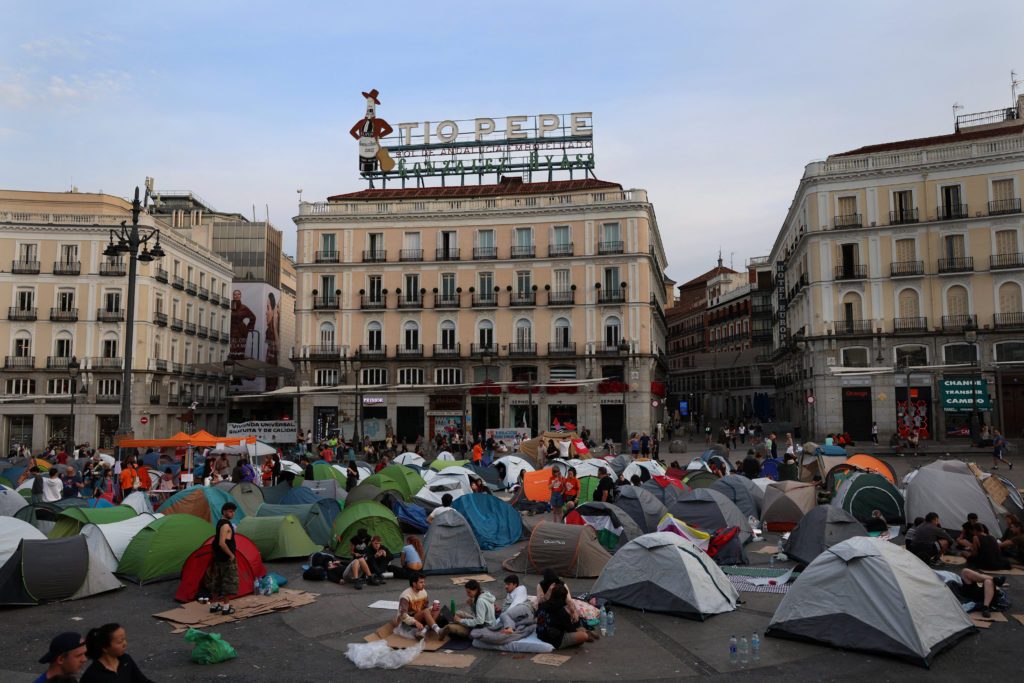 Eviction of 87-year-old sparks encampment protest in Madrid over housing crisis
