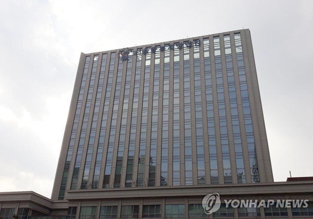 검찰, 녹색신호에 초등생 치어 숨지게 한 60대 금고 3년 구형