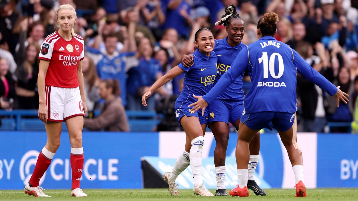 WSL: Chelsea vs Arsenal LIVE!