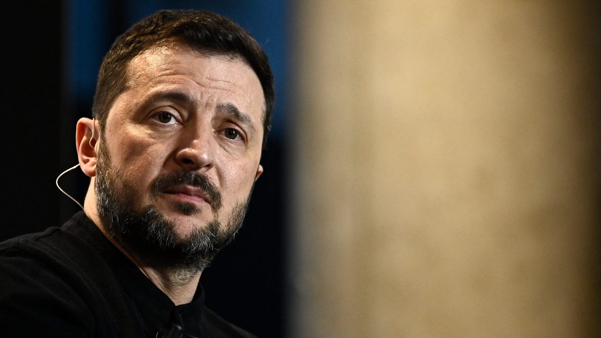Guerre en Ukraine: Volodymyr Zelensky appelle Donald Trump à adopter des sanctions "sévères" contre la Russie "dès main…
