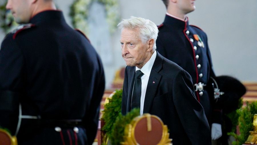 Erkender efter begravelses-brøler: Det var mig