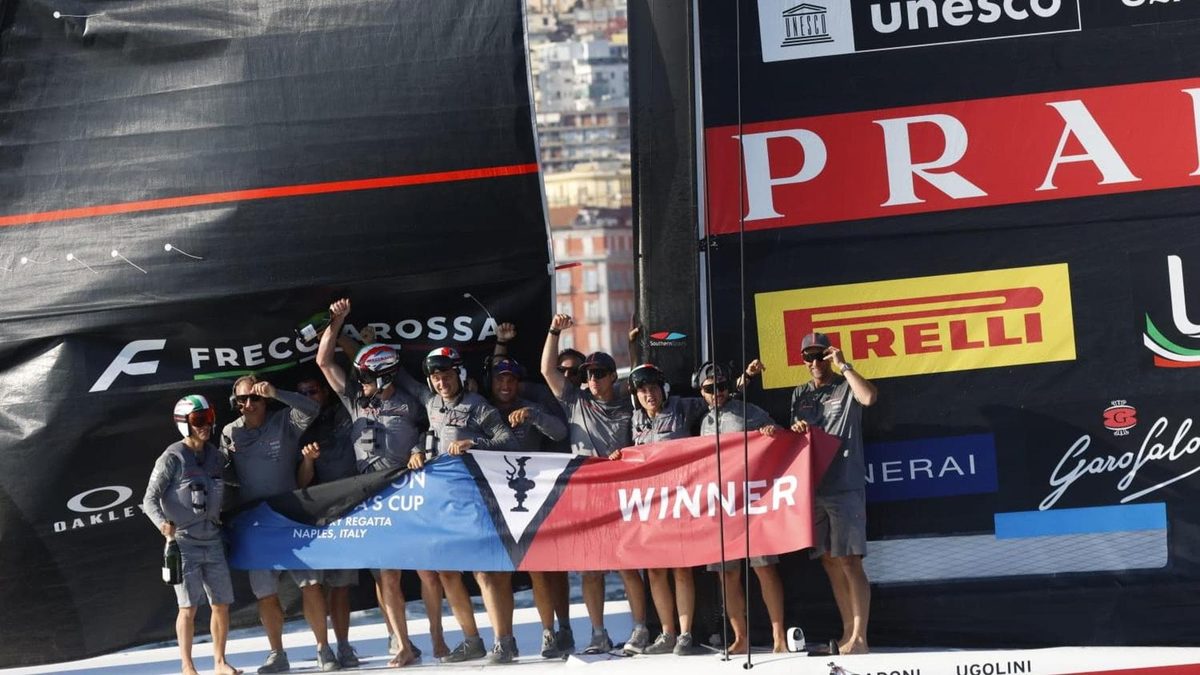 Coppa America a Napoli: trionfa Luna Rossa, New Zeland deve arrendersi