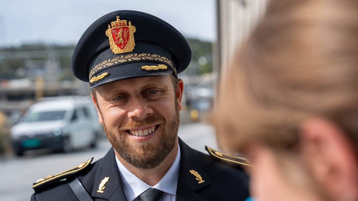 Reiser 30 mil for å hjelpe til i gravferda til kong Harald: – Det er stort