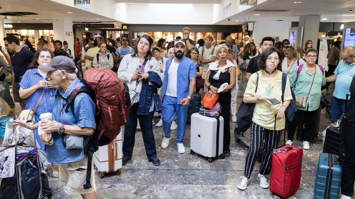 La SNCF et la RATP tablent sur un trafic "normal" ou "quasi normal" lors de la grève de la fonction publique prévue mar…