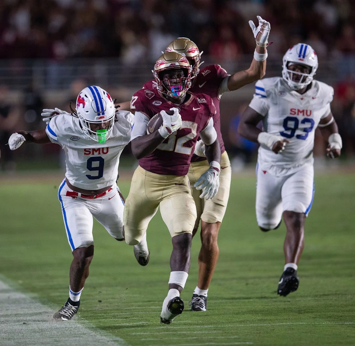 FSU squanders upset bid, falls to SMU 27-24 in ACC opener